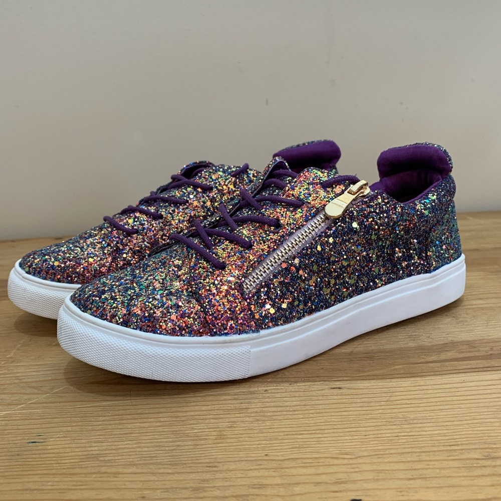 Vigo Fiore Women’s Lace Up Glitter Sneaker